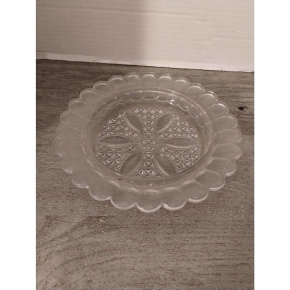 7 1/2" Antique EAPG Pressed Glass Dish Oregon Beaded Loop US Glass - Picture 1 of 4